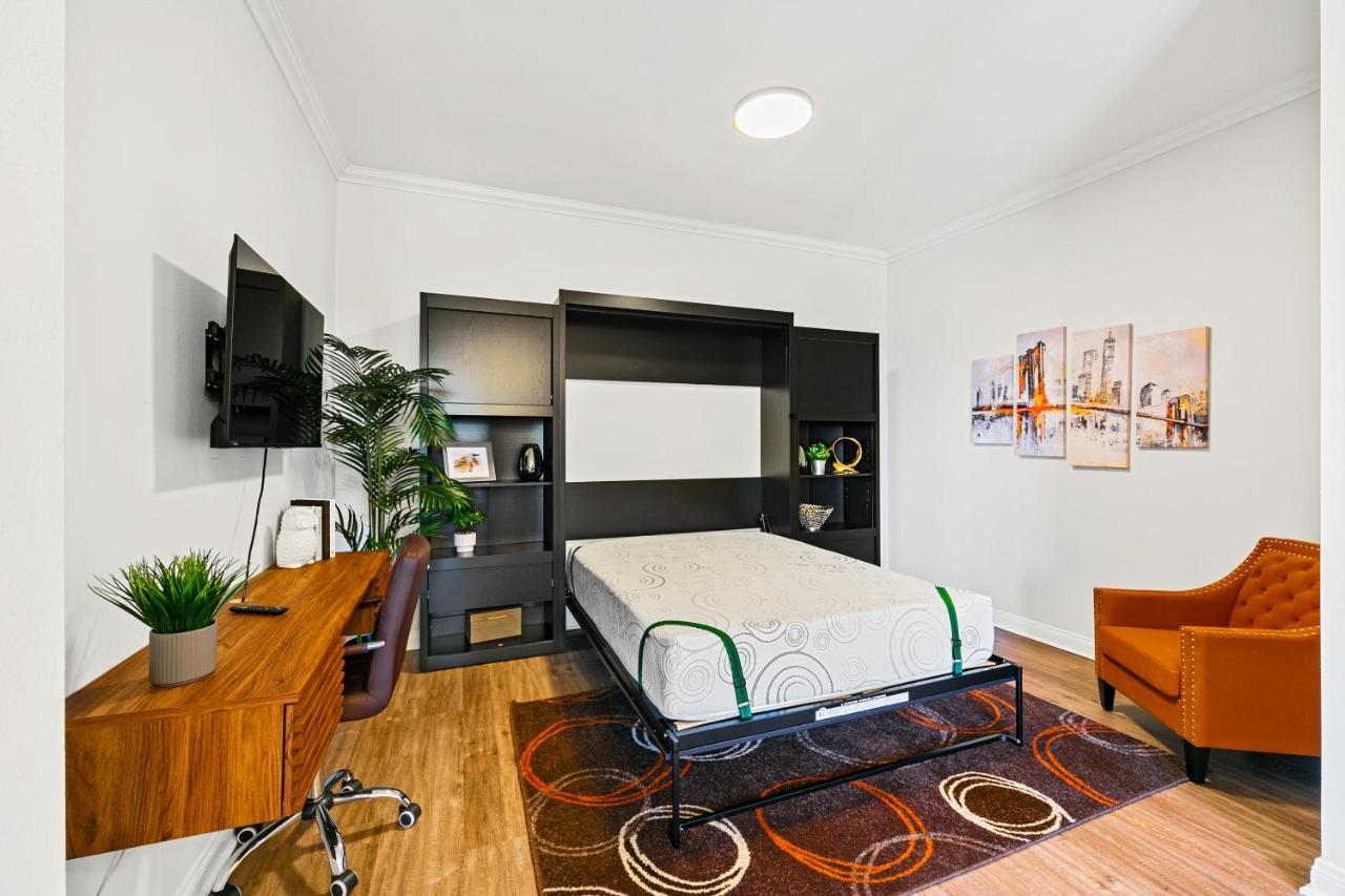 Beverly Hills 2 Bed 2 Bath Penthouse With Den And Parking 414 Los Ángeles Exterior foto